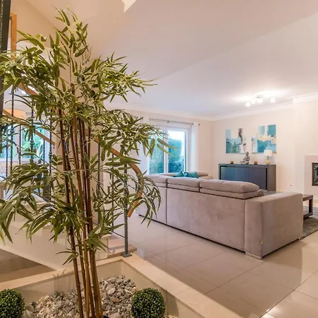 Elegant House With Pool By Homing בית נופש פורטימאו